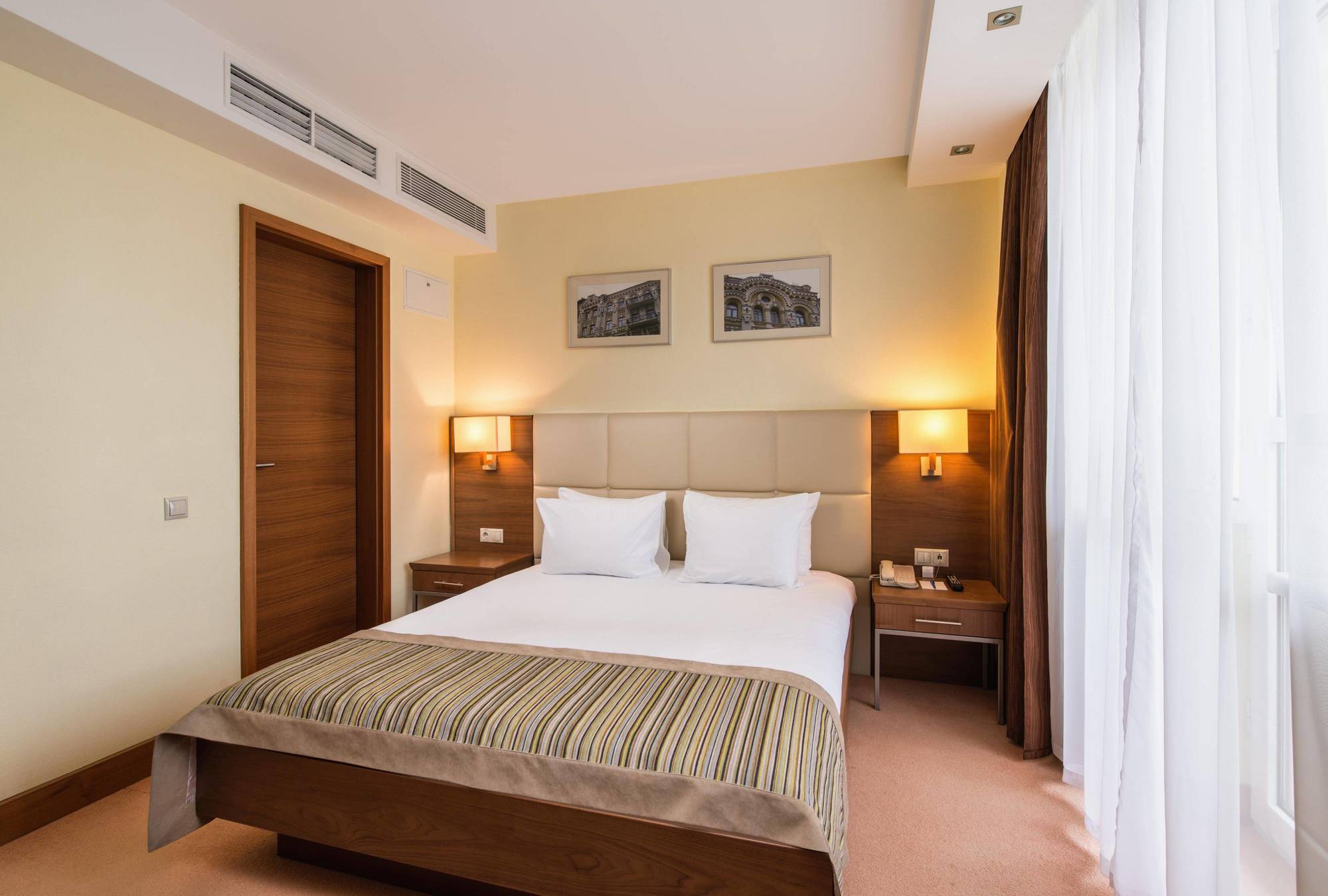 President Hotel Kijev Kültér fotó